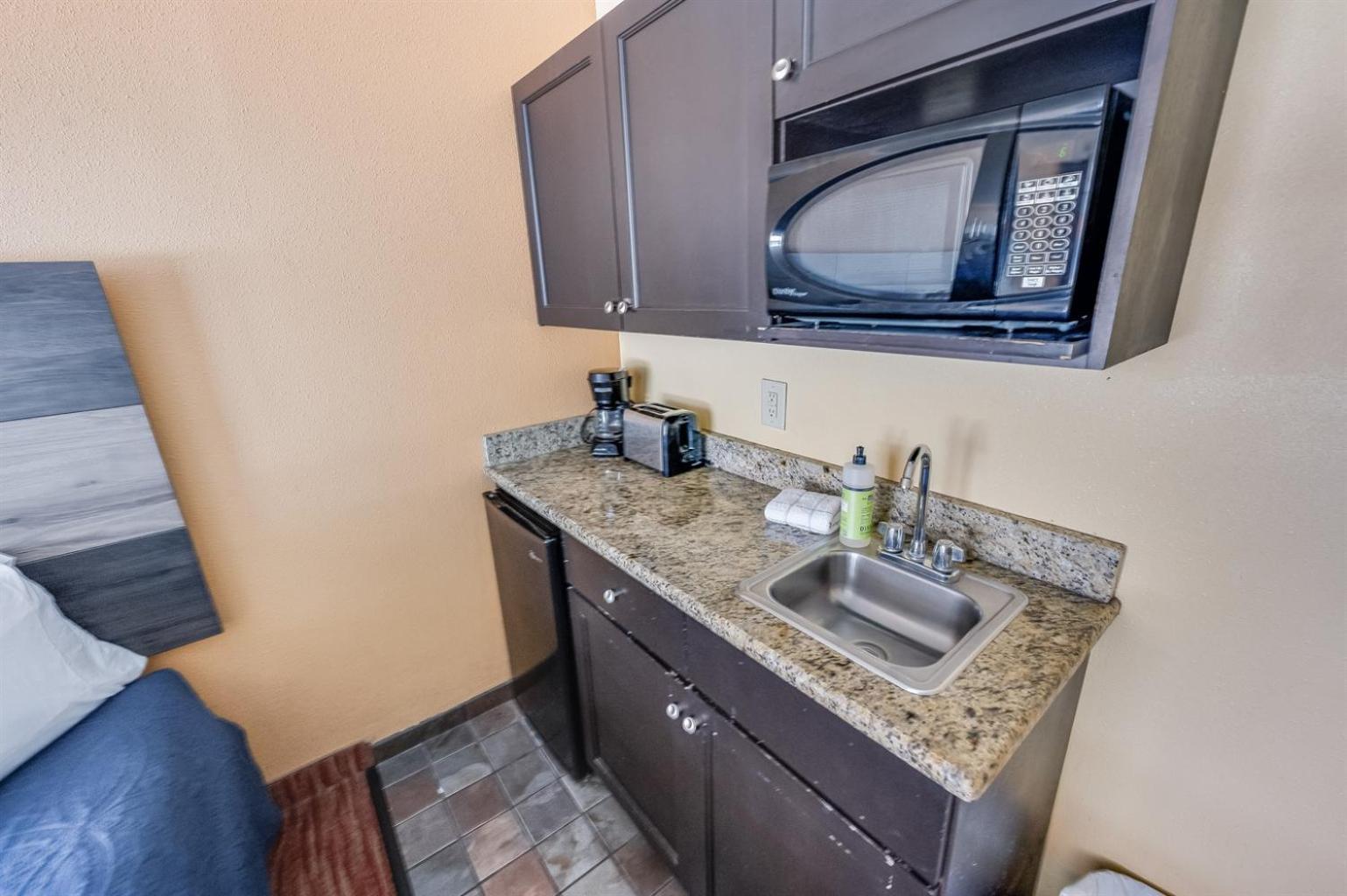 Remodeled Condo, Waterpark View At Landmark Resort Myrtle Beach Exterior foto
